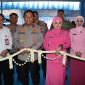 Wakapolda Banten Brigjen Pol Hendra Wirawan bersama Ketua Bhayangkari Daerah Banten dan jajaran menghadiri prosesi peresmian kegiatan sebagai bentuk dukungan terhadap program pelayanan masyarakat dan penguatan sinergitas lintas sektor.