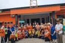 Foto bersama pak Camat Pasarkemis dengan semua unsur dalam kegiatan Posbindu RW 05 Kutabaru, Dokumentasi Pribadi.