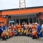 Foto bersama pak Camat Pasarkemis dengan semua unsur dalam kegiatan Posbindu RW 05 Kutabaru, Dokumentasi Pribadi.