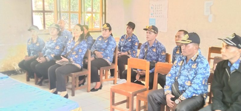 Kawal Ketat PIP, Fridus Muga Kumpulkan Kepsek: Data Harus Valid, Bantuan Tak Boleh Salah Sasaran. (Foto: Elfrat Frans Dhena)