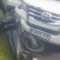 Kondisi sepeda motor korban yang mengalami kerusakan parah setelah terlibat kecelakaan dengan kendaraan roda empat di depan RS Bethsaida.