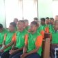 Warga binaan Rutan Bajawa mengikuti kegiatan sosialisasi dan pendataan perekaman KTP elektronik dengan tertib.