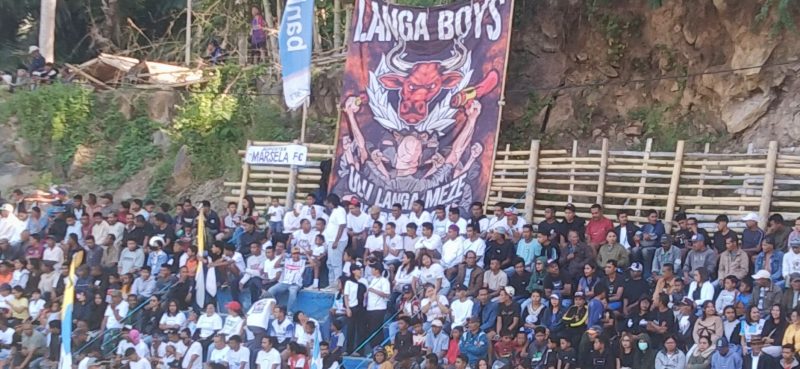 Langa Boys siap Mengguncang Lapangan Bowali. (Foto: Elfrat Frans Dhena).
