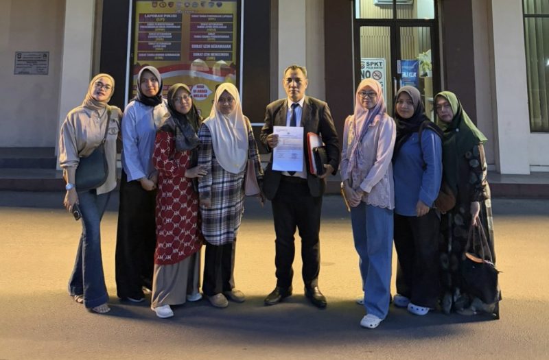 Tim pelapor mendatangi SPKT Polda Banten untuk menempuh jalur hukum terkait dugaan tindak pidana di dampingi Penasehat Hukum.