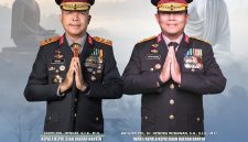 Kapolda Banten Irjen Pol Hengki (kiri) dan Wakapolda Banten Brigjen Pol Dr. Hendra Wirawan (kanan) menyampaikan ucapan Selamat Hari Raya Waisak 2570 BE/2026 Masehi kepada umat Buddha, disertai harapan agar nilai kedamaian, cinta kasih, dan kerukunan senantiasa terjaga dalam kehidupan bermasyarakat.