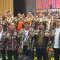 Jajaran pengurus pusat dan daerah Laskar Merah Putih berfoto bersama usai pelaksanaan Rapimnas 2026 di Hotel Kartika Chandra, Jakarta, Sabtu (13/6/2026).
