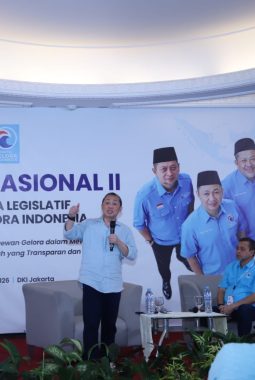 Anis Matta: “Partai Politik Kalau Hanya Ikut Arus, Kita Bukan Pemimpin!”