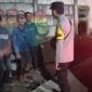 Personel Polsek melaksanakan patroli dialogis dan memberikan imbauan kamtibmas kepada sejumlah pemuda yang masih berkumpul pada malam hari guna menjaga keamanan dan ketertiban lingkungan.