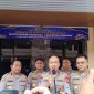 Kapolda Banten Irjen Pol. Hengki didampingi Wakapolda Banten Brigjen Pol. Hendra Wirawan memberikan keterangan kepada awak media terkait pelaksanaan bakti kesehatan dalam rangka Hari Bhayangkara ke-80 Tahun 2026 di Mapolda Banten.