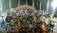 SDI Waturutu berhasil jadi Champion Futsal ke-8 antar SD di SMP Negeri 1 Bajawa. (Foto: Elfrat Frans Dhena)