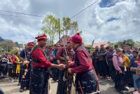 Di Tengah Gempuran Zaman, Dadawea Menolak Lupa: Ka Sao Weti Wali Menjadi Benteng Terakhir Warisan Leluhur Ngada. (Foto: Humas Prokopim Ngada)