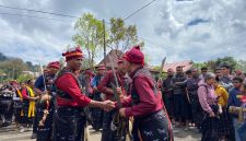 Di Tengah Gempuran Zaman, Dadawea Menolak Lupa: Ka Sao Weti Wali Menjadi Benteng Terakhir Warisan Leluhur Ngada. (Foto: Humas Prokopim Ngada)