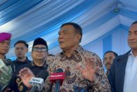 Menko Polkam Djamari Chaniago (tengah) memberikan keterangan kepada awak media usai menghadiri puncak peringatan Hari Anti Narkotika Internasional (HANI) 2026 di Balai Besar Rehabilitasi BNN Lido, Bogor.
