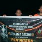 Diaspora Ngada di Maumere saat Menjemput Tim Soeratin U-17 PSN Ngada. (Foto: Ostond Suru)