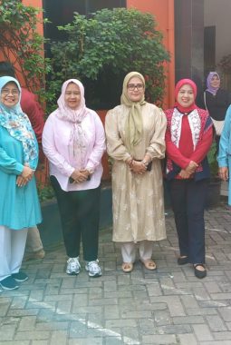 DP3AKKB Provinsi Banten: Gebyar Bakti Sosial RW 05 Kutabaru, Wujud Pemberdayaan Perempuan dan Perlindungan Anak Berbasis Masyarakat