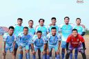 Skuad Brata FC Polresta Tangerang berpose bersama di lapangan sebelum melakoni pertandingan babak penyisihan POR Pegawai tingkat Kabupaten Tangerang 2026 di Stadion Mini Tigaraksa.