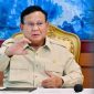 Presiden Republik Indonesia, Prabowo Subianto, saat menyampaikan arahan dalam sebuah pertemuan.