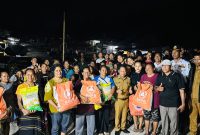 Bupati Ngada, Raymundus Bena, Tembus Wilayah Terdampak Gempa, Tegaskan Warga Golewa Selatan Tidak Ditinggalkan. (Foto: Elfrat Frans Dhena)