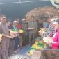 Bupati Ngada Turun Langsung ke Lokasi Gempa, Bantuan Darurat Diserahkan untuk Warga Bowali. (Foto: Istimewa)