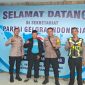 Sekretaris DPD Partai Gelora Indonesia Kota Tangerang, Drs. Edy Maryanto, M.M. bersama kepolisian setempat menjalin hubungan baik di Kantor DPD Partai Gelora Kota Tangerang.
