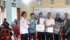 PT PLN UIP Nusra II Hadirkan Akses Air Bersih untuk 5 Wilayah di Kecamatan Golewa. (Foto: Elfrat Frans Dhena)